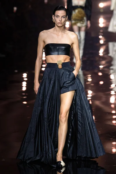 Look 4
